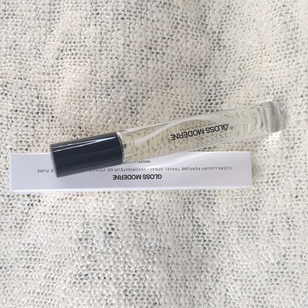 GLOSS MODERNE Nouvelle Ame Travel Spray, 10ml/0.34fl oz - Picture 8 of 8